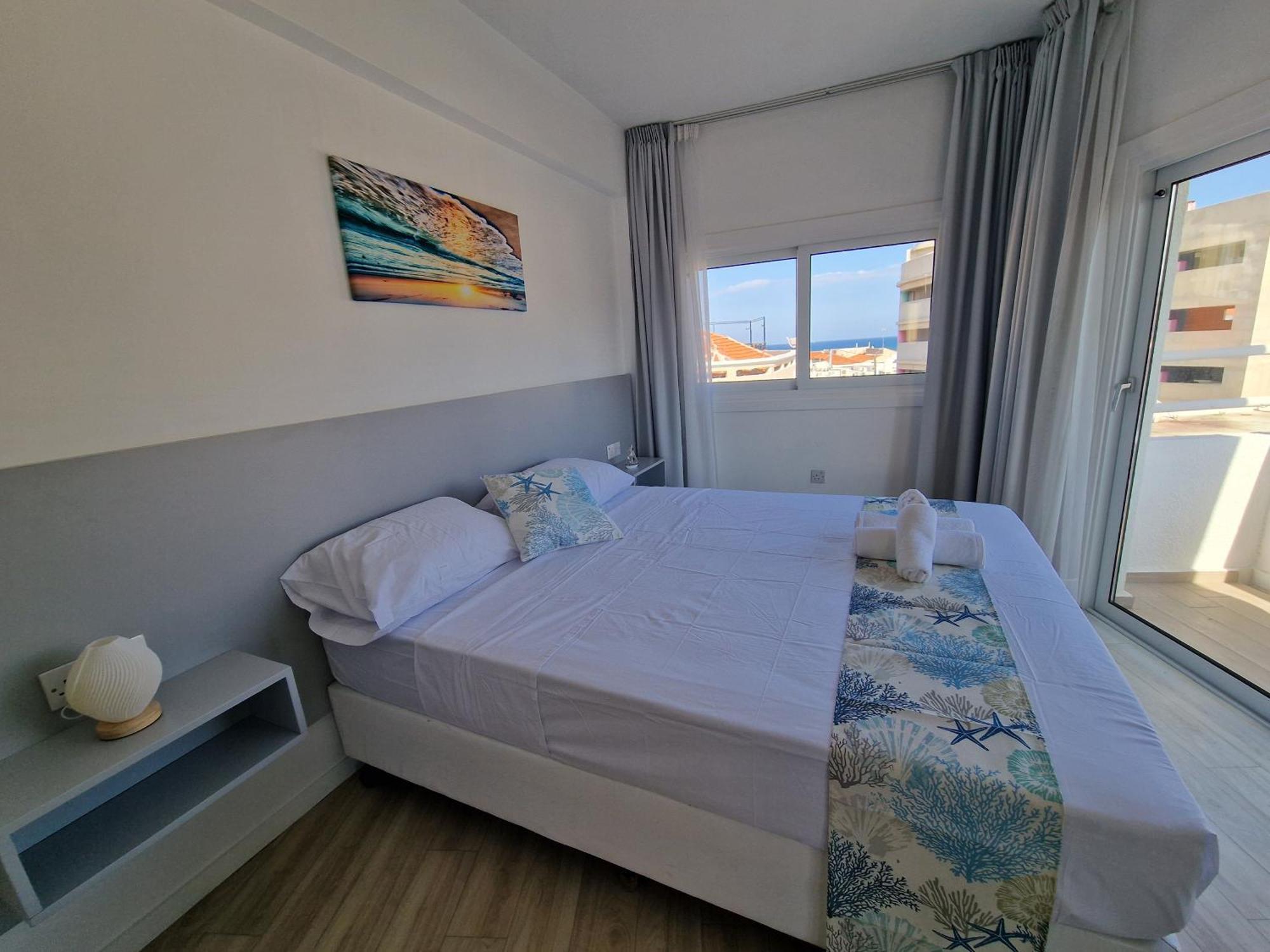 Kitieos Central Apts 100M From Finikoudes Beach 라르나카 외부 사진